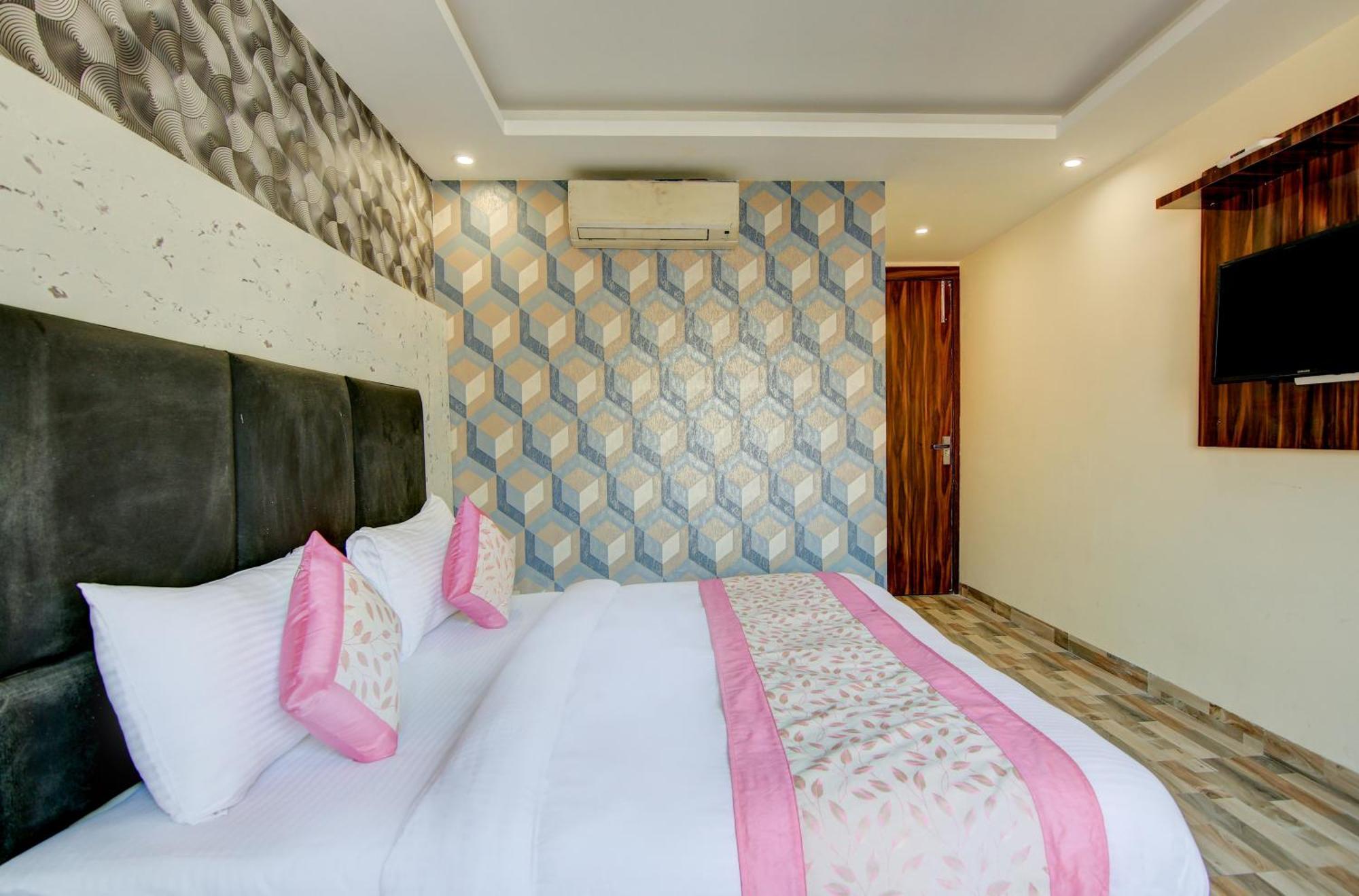 Hotel Smart Signature By Smart Group Nueva Delhi Exterior foto