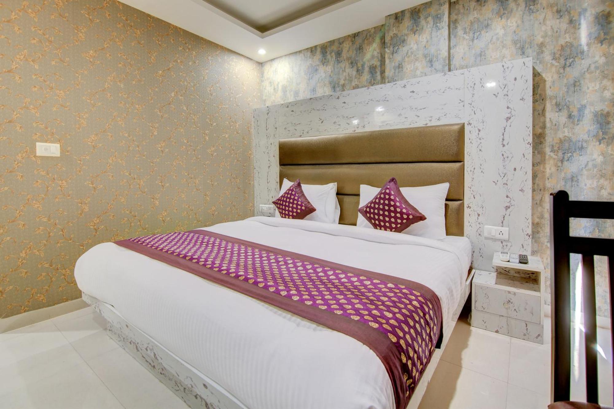 Hotel Smart Signature By Smart Group Nueva Delhi Exterior foto