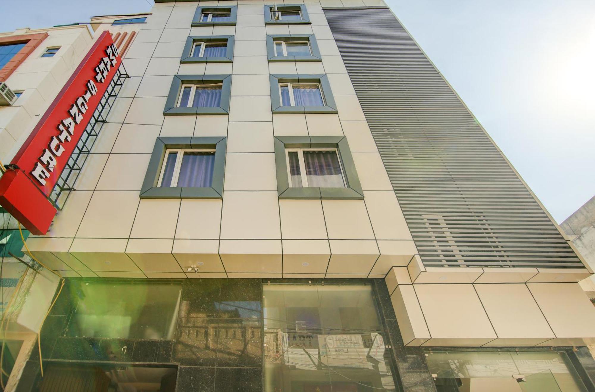 Hotel Smart Signature By Smart Group Nueva Delhi Exterior foto